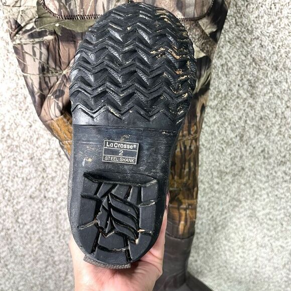 LaCrosse RealTree Camouflage Neoprene Waders in Youth Size 6-7 / Boot Size 2 - Picture 8 of 10